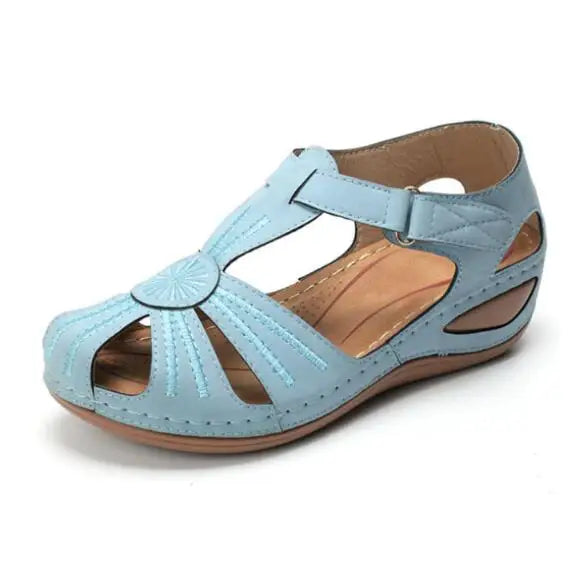 Adjustable Closed-Heel Sandals for Women - Ideal for Everyday Wear