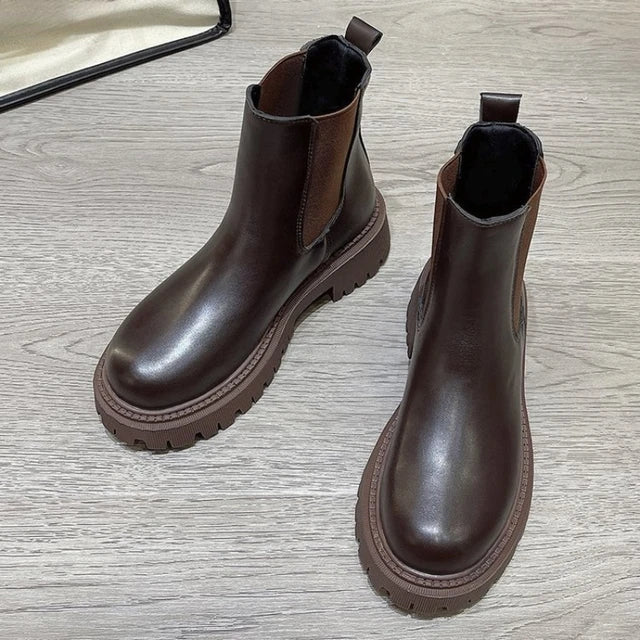 Chic Chelsea Boots for All Occasions