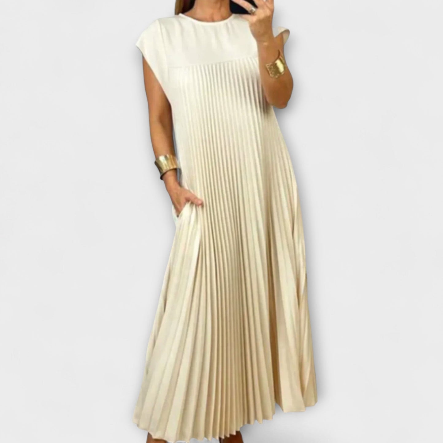 Zairelle – Chic Pleated Dress for Any Occasion