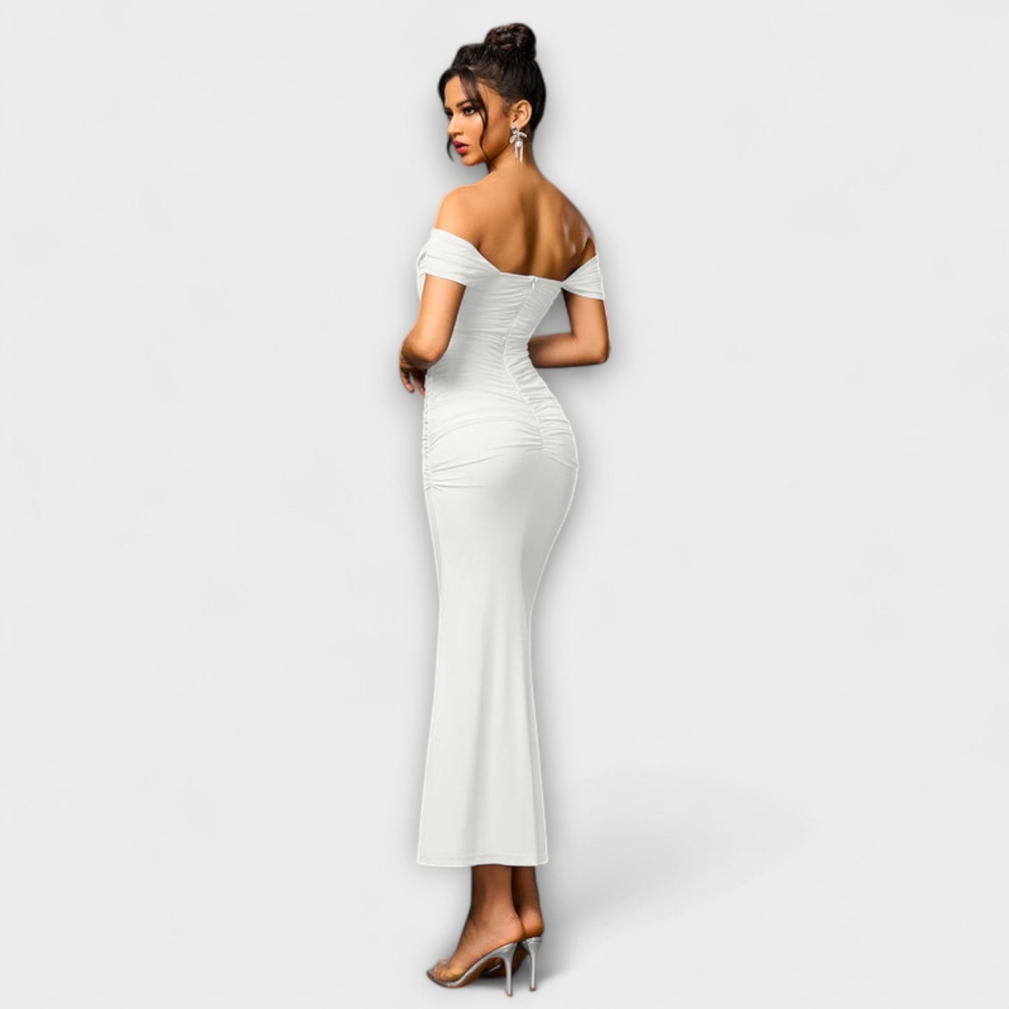 Ione - Chic Off-Shoulder Ruched Dress for Any Occasion