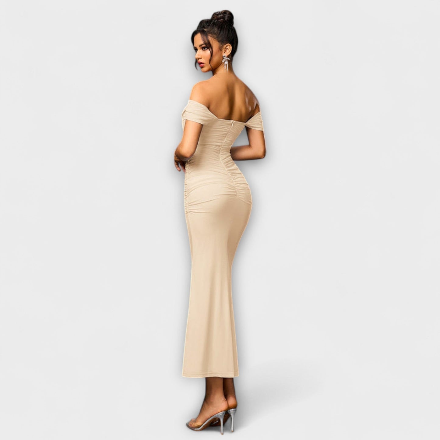 Ione - Chic Off-Shoulder Ruched Dress for Any Occasion
