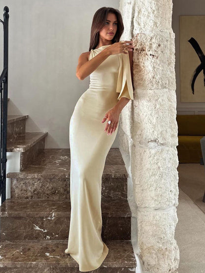 Chic Off-White Maxi Dress with Knot for Any Occasion