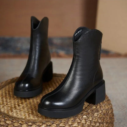 Chic Vegan Chelsea Boots for Everyday Wear