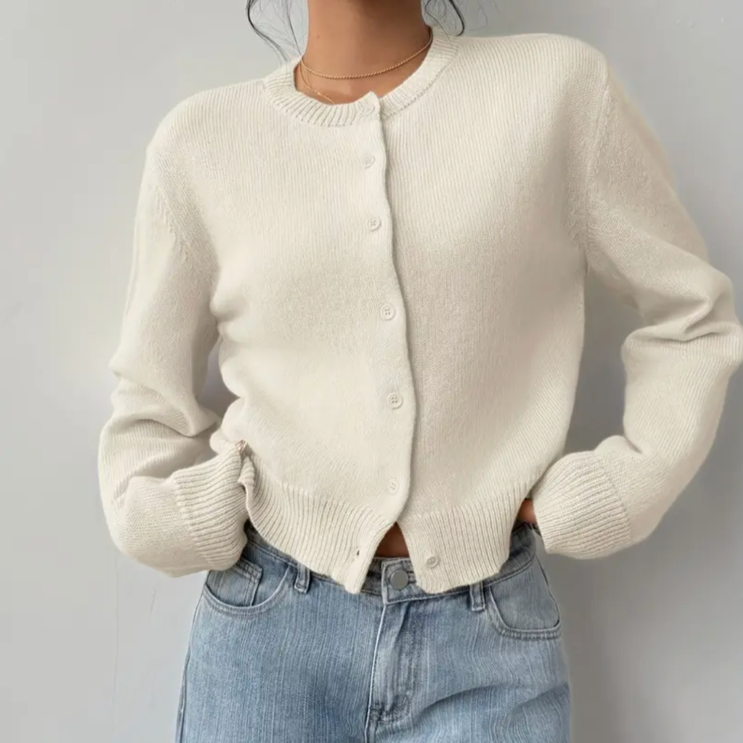 Chic Cropped Button Cardigan – Cozy Knit for Everyday Style