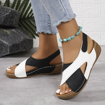 Chic Women's Sandals for Daily Adventures