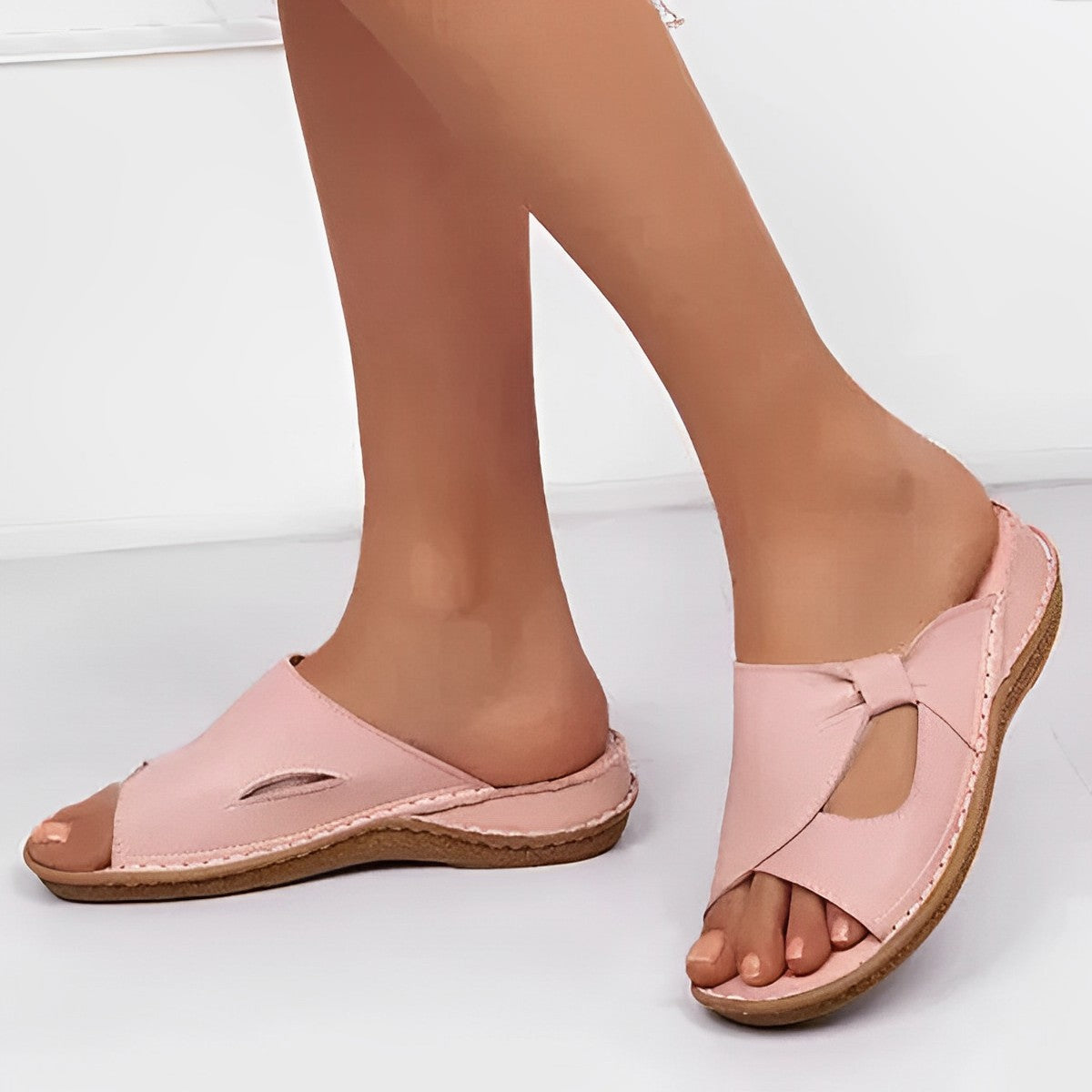 Textured Sole Women’s Slip-On Sandals for Everyday Wear