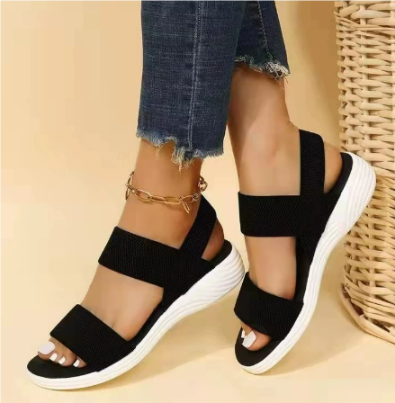 Chic Summer Sandals for Women - Ideal for Beach Days