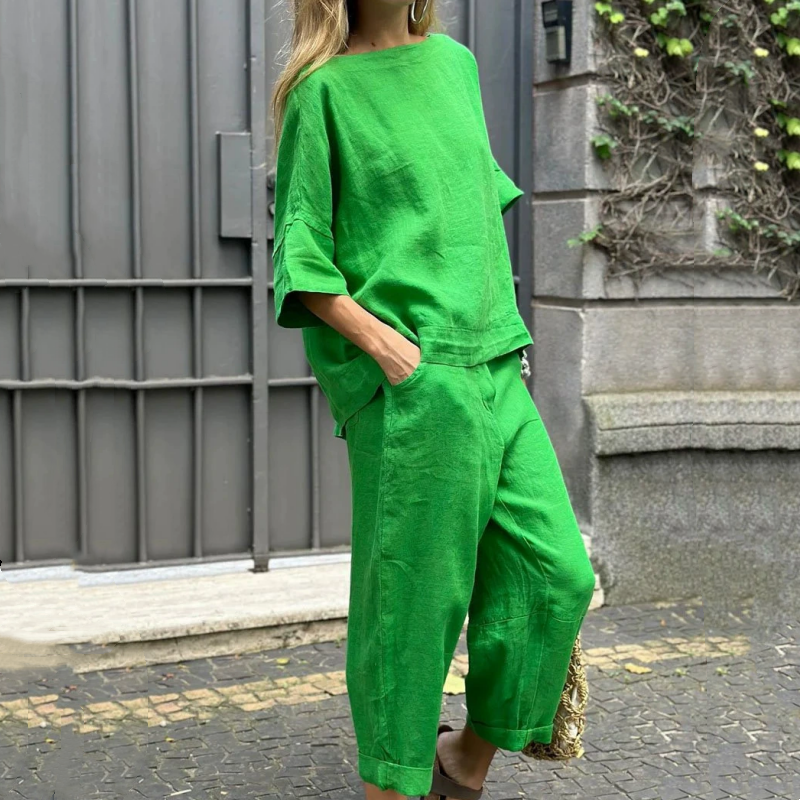 Kassiani | Chic Relaxed Fit Ensemble for Any Occasion